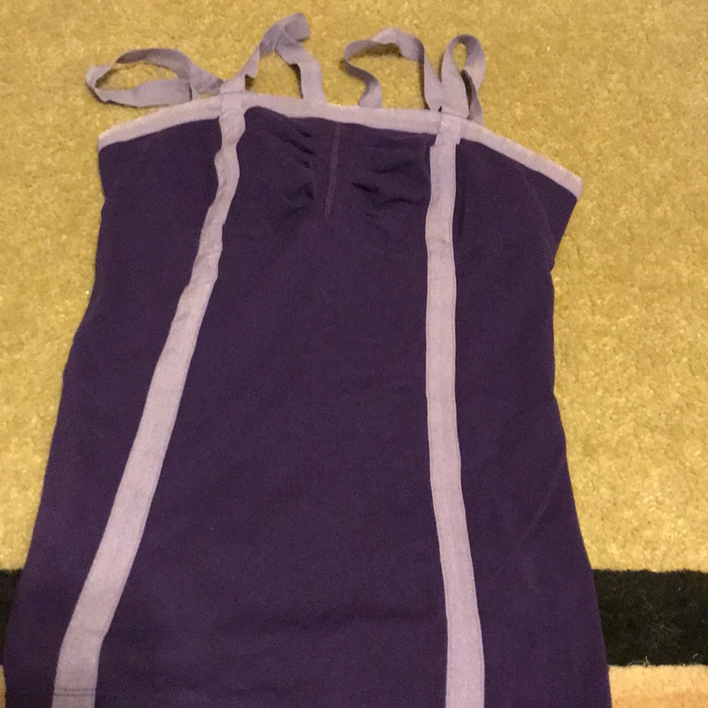 Lululemon tank